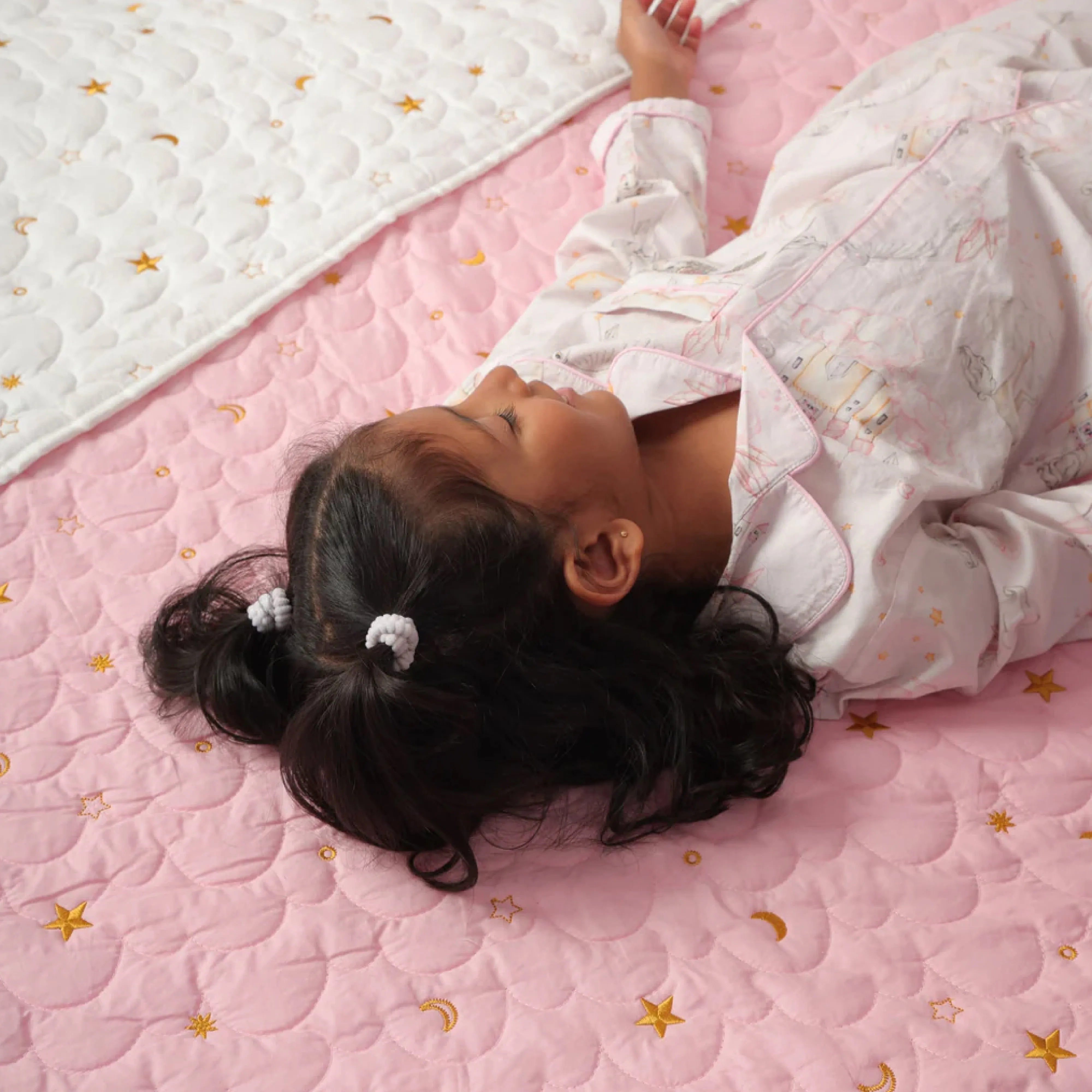 Dream A Little Dream Baby Pink Bedspread Set