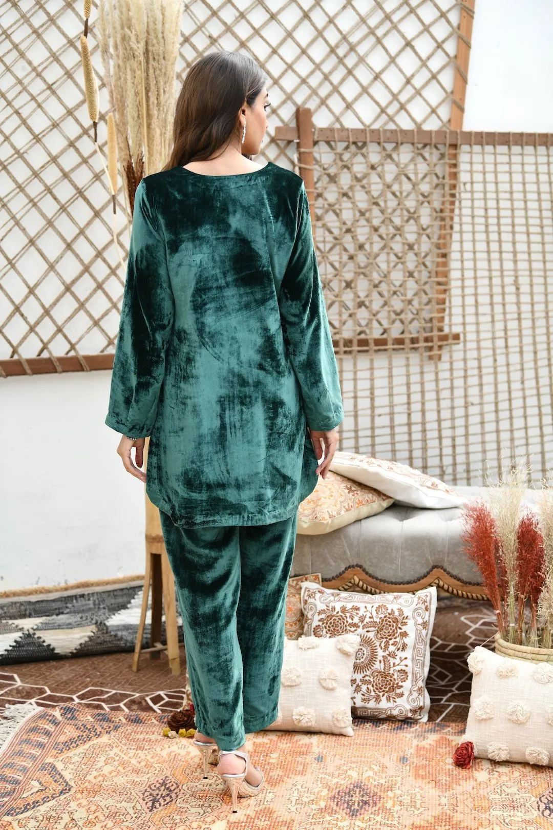 Green Short Velvet Tunic With Pants