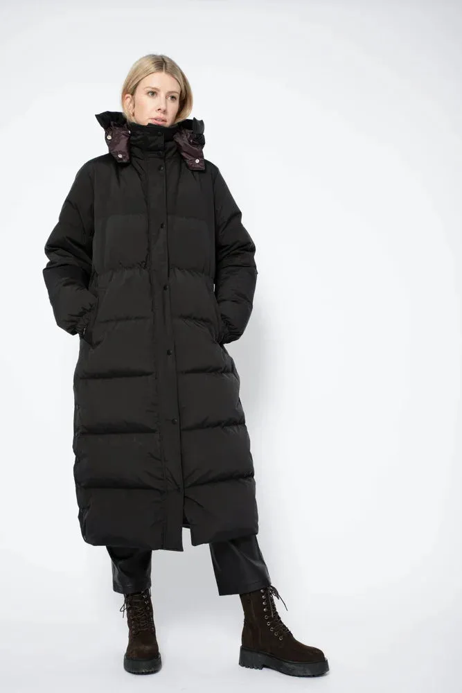 Kilimanjaro Down Coat - Black