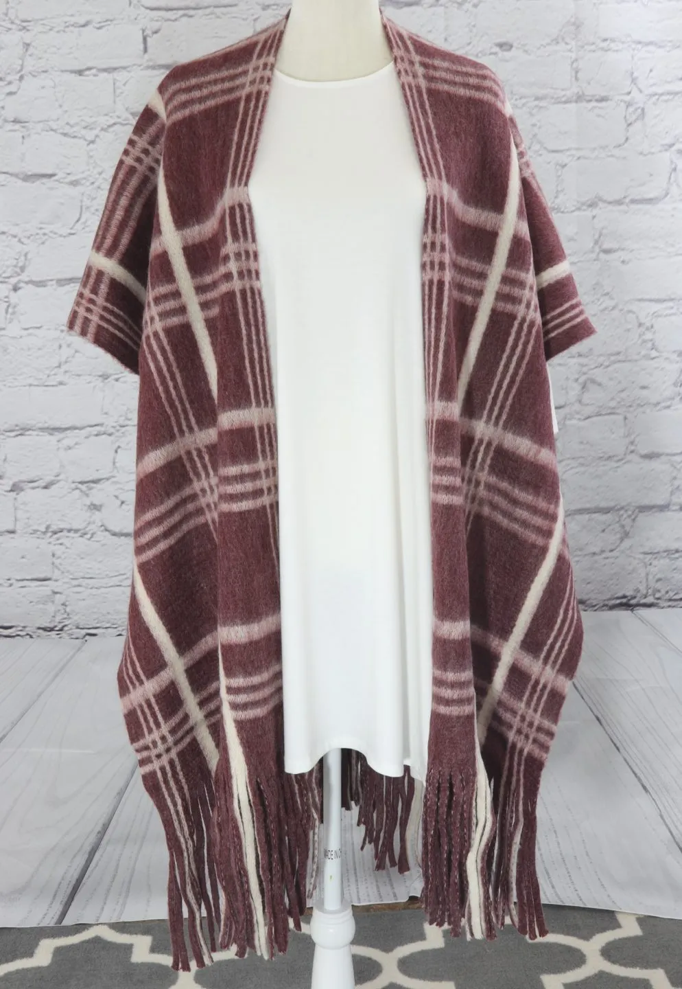 Plaid fringe-hem kimono